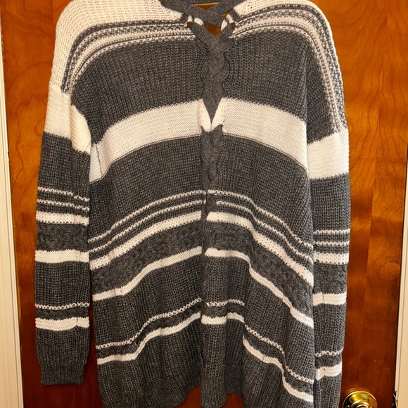 PINK ROSE Cardigan - Picture 2 of 3